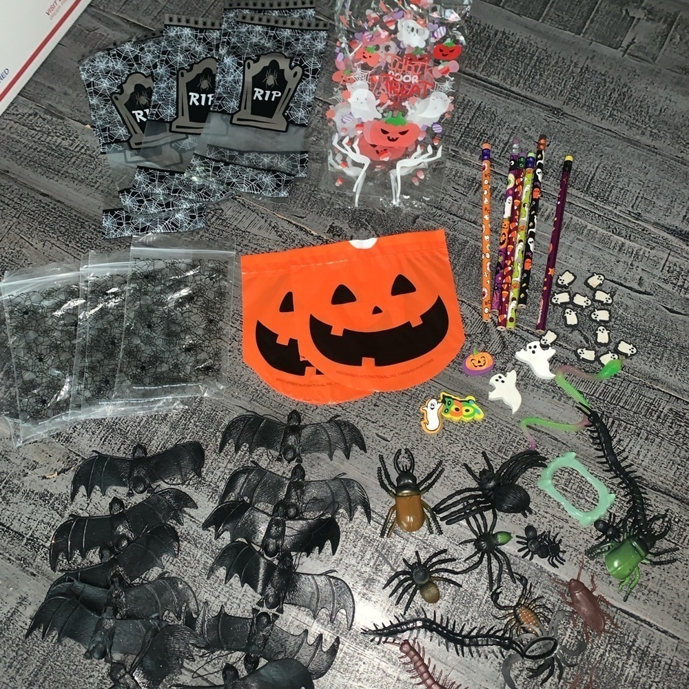 Halloween Party Favor Bags, goodies Decorations Toys, bugs, pencils, erasers